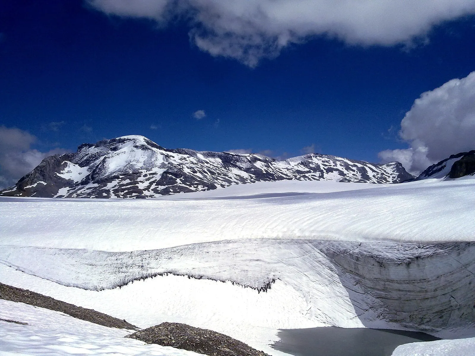 Plaine Morte glacier above Crans-Montana