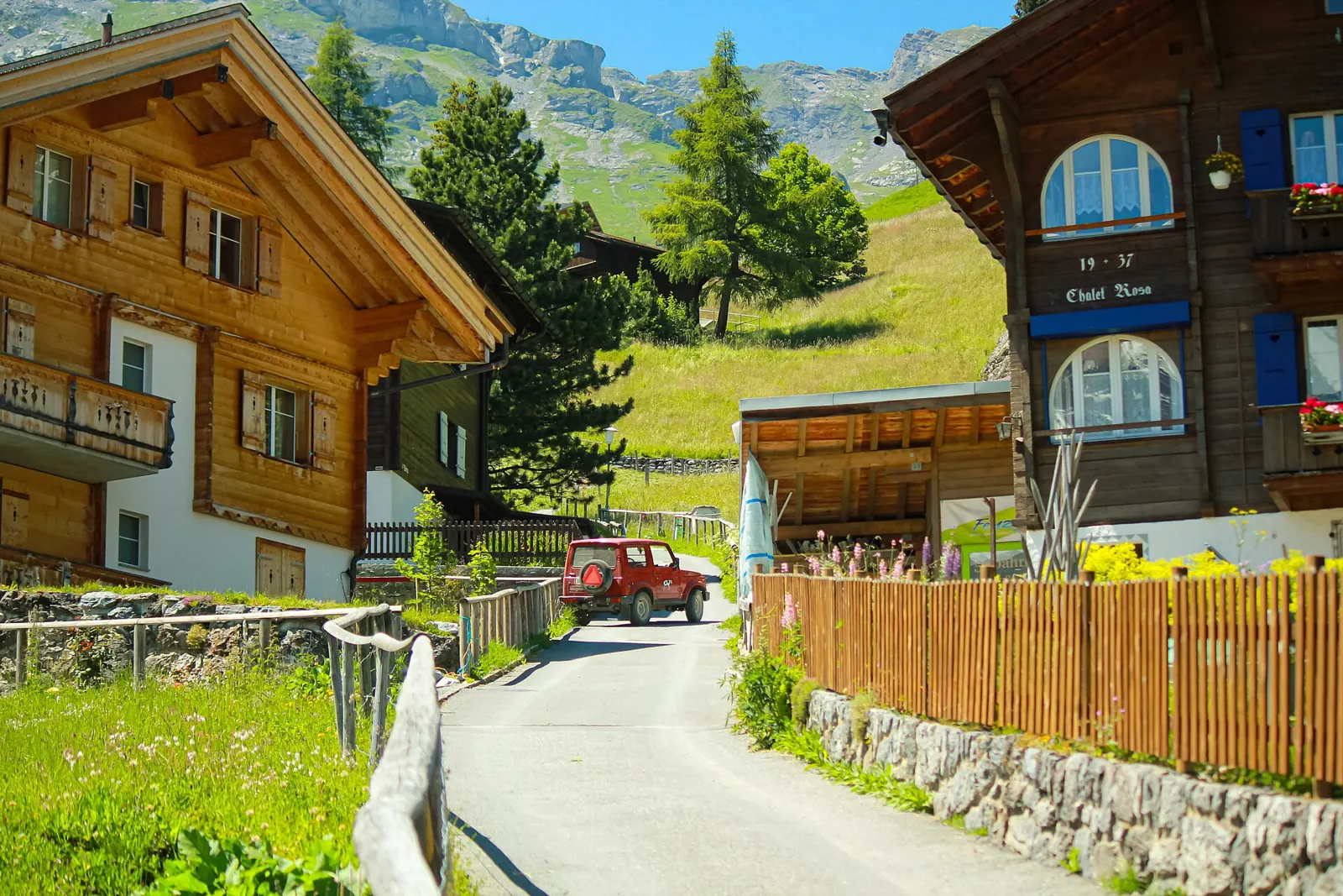 The car-free cliff village of Mürren above the Lauterbrunnen valley