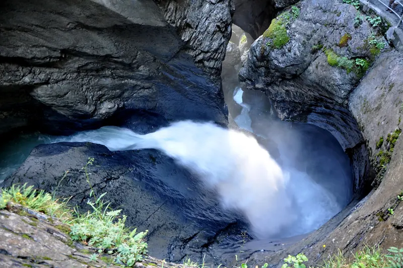 Things to do in Lauterbrunnen: Trümmelbach Falls, glacier waterfalls inside the mountain