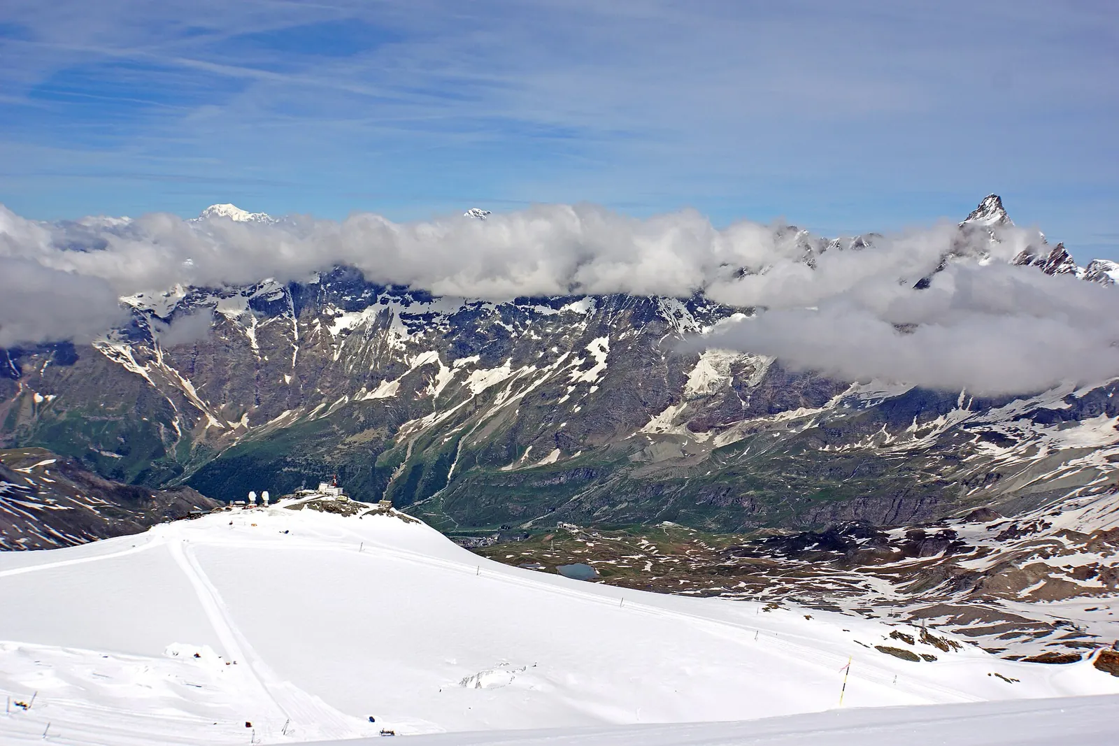 Ski slope in Zermatt with the Matterhorn